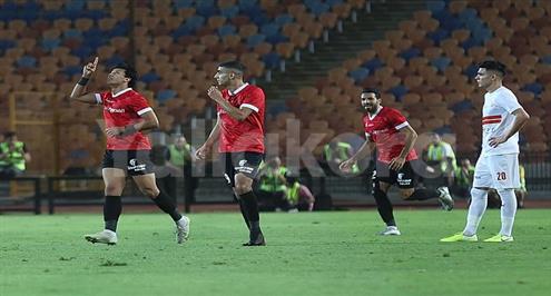 "لو بيتي محتاجني تحت أمره".. عمرو جمال يوضح حقيقة عرضي الزمالك وبيراميدز